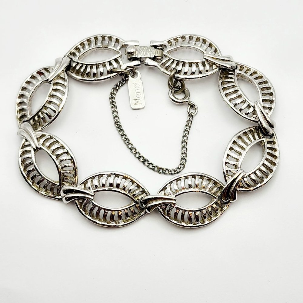 Vintage Monet Mid-Century Silver-Tone Open Link Bracelet w/Safety Chain
